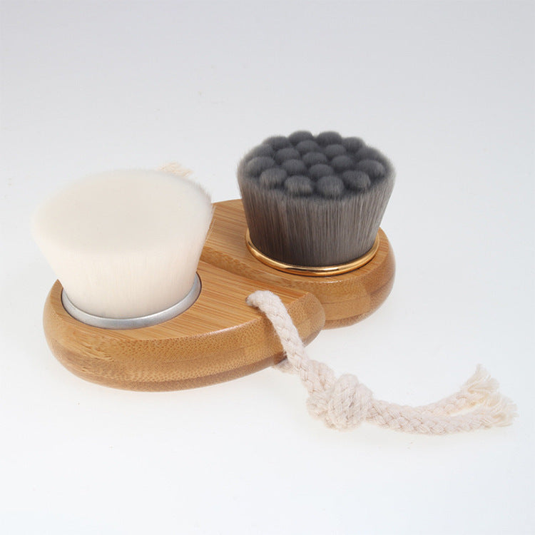 Comma Soft Facial Cleansing Brush